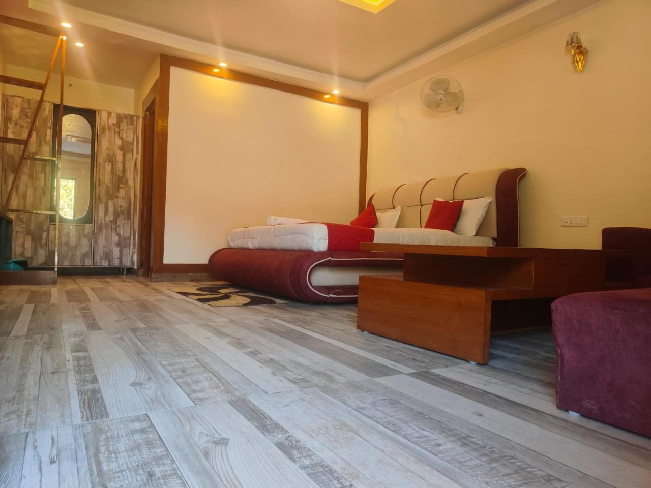 Aroma Resort Rishīkesh 外观 照片