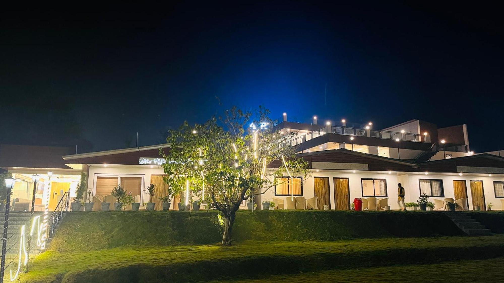 Aroma Resort Rishīkesh 外观 照片